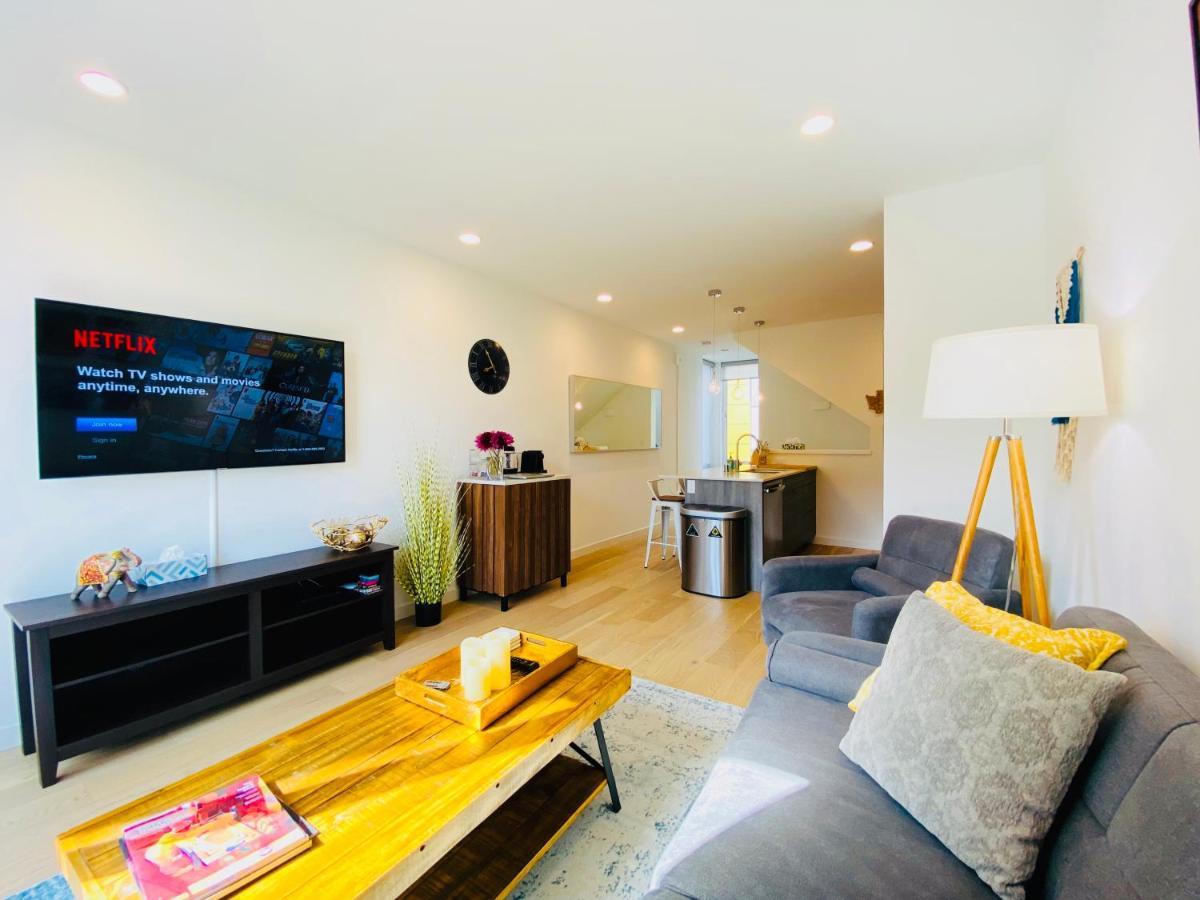 Modern Ballard Townhouse - 92 Walkscore & Rooftop! Seattle Bagian luar foto
